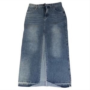 Light Jean Skirt Front Slit Lightly Distressed Ends​